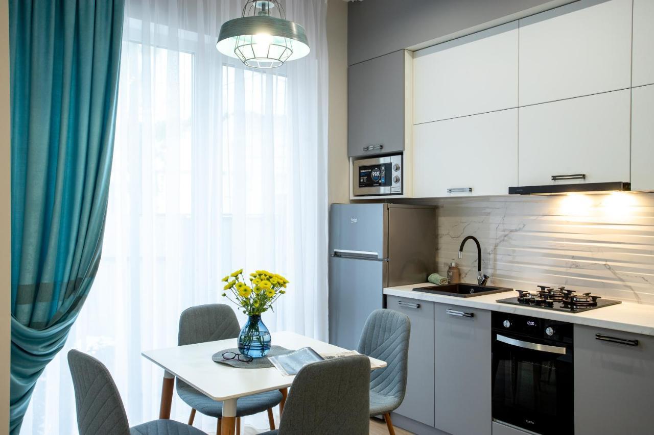 Двух Комнатная Квартира В Центре Mykolajiv Exteriör bild